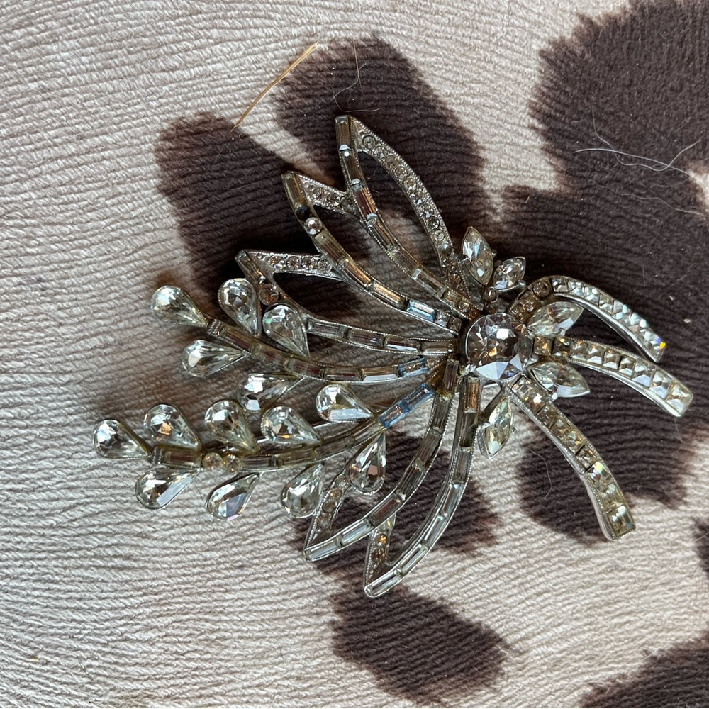 Vintage broaches